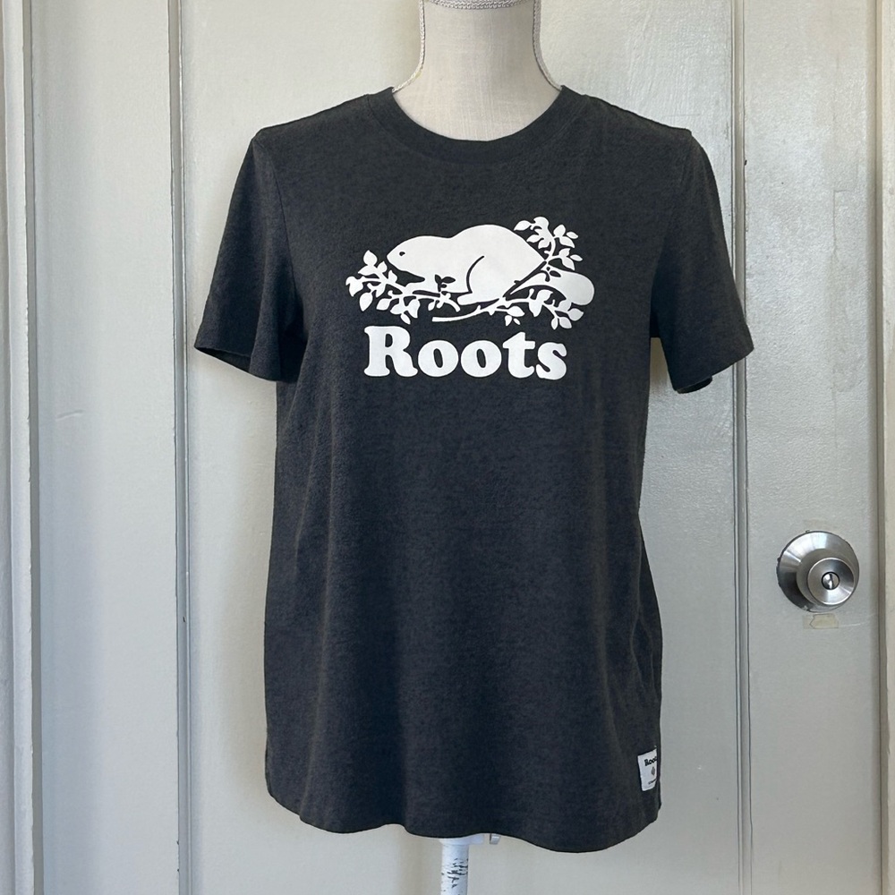 Roots Charcoal Tee with White Beaver Graphic